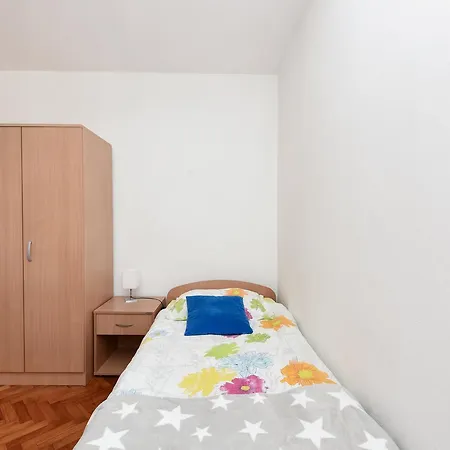 Katia Apartman Zára