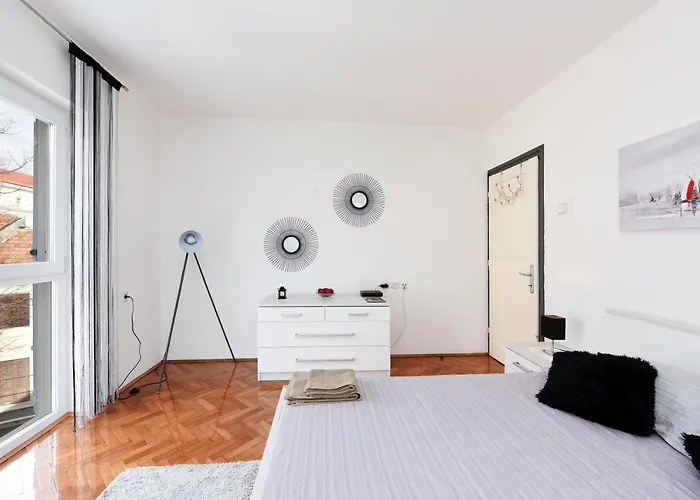 Katia Apartmán *